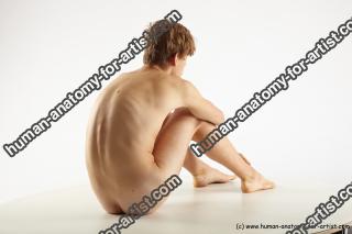 reference of sitting otakar 14